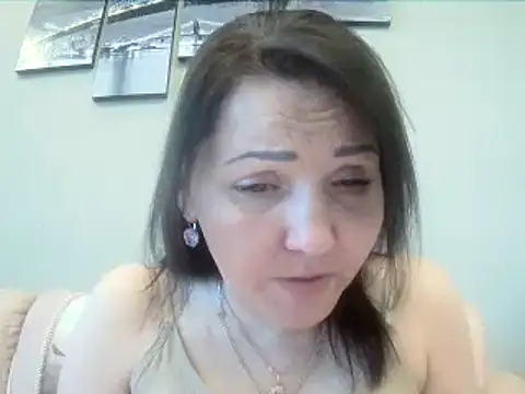 Snapshot of ClaireSunset chatting on 05-27-26, 05:32 ClaireSunset online show from 05-27-26, 05:32