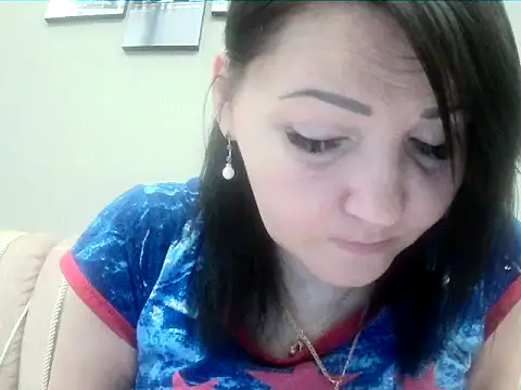 Snapshot of ClaireSunset chatting on 06-05-26, 05:29 ClaireSunset online show from 06-05-26, 05:29