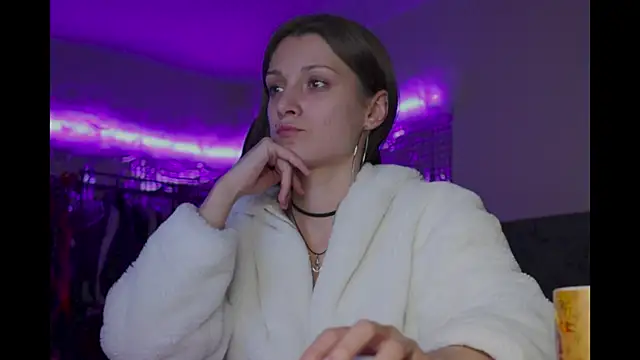 Snapshot of Kathleen_Meow chatting on 09-26-25, 08:46 Kathleen Meow online show from 09-26-25, 08:46