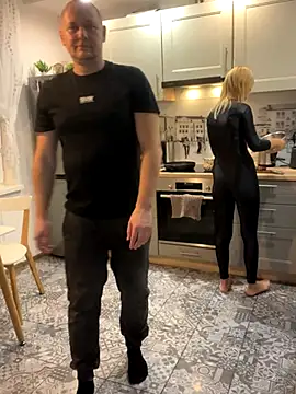 DonorDi online show from 11-22-25, 02:49