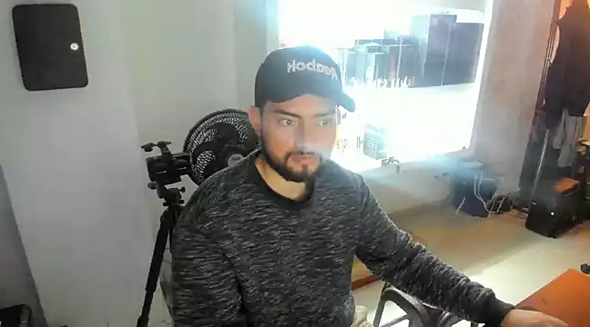 Leandro GB online show from 02-10-25, 02:05