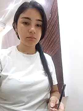 Snapshot of Belliinda_21 chatting on 02-12-25, 06:09 Belliinda 21 online show from 02-12-25, 06:09