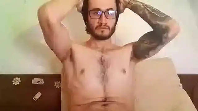 Loggan donnelly online show from 10-30-25, 10:54