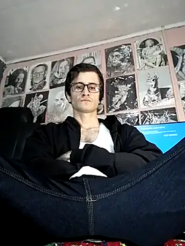 Loggan donnelly online show from 01-31-26, 07:11