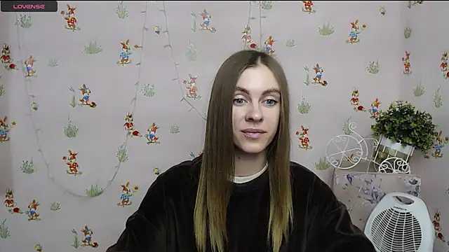 Snapshot of AlisaCatty_ chatting on 12-06-24, 09:32 AlisaCatty online show from 12-06-24, 09:32