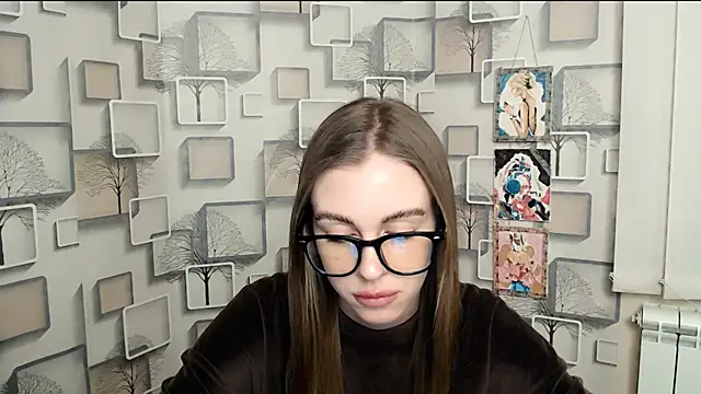 Snapshot of AlisaCatty_ chatting on 02-12-25, 12:33 AlisaCatty online show from 02-12-25, 12:33