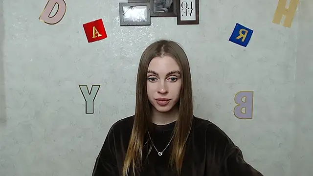 Snapshot of AlisaCatty_ chatting on 03-17-25, 10:49 AlisaCatty online show from 03-17-25, 10:49