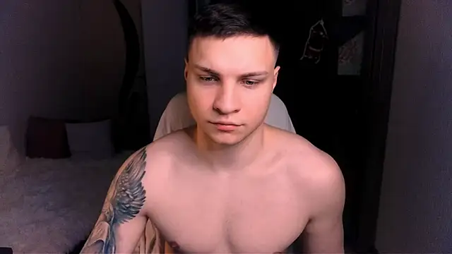 handsome guy01 online show from 12-27-24, 09:43