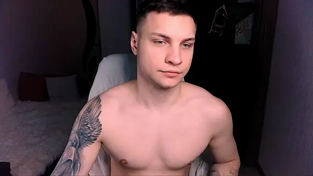 handsome guy01 online show from 12-28-24, 12:47