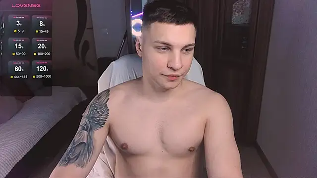 handsome guy01 online show from 02-01-25, 08:08