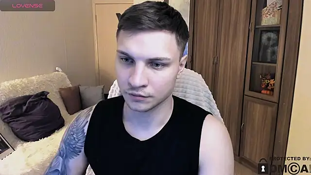 handsome guy01 online show from 10-27-25, 06:01