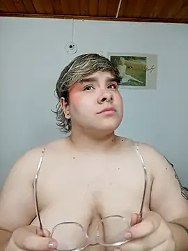 amalia love online show from 02-22-25, 09:23