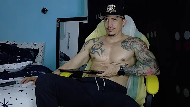 Alex motta online show from 03-27-26, 03:01