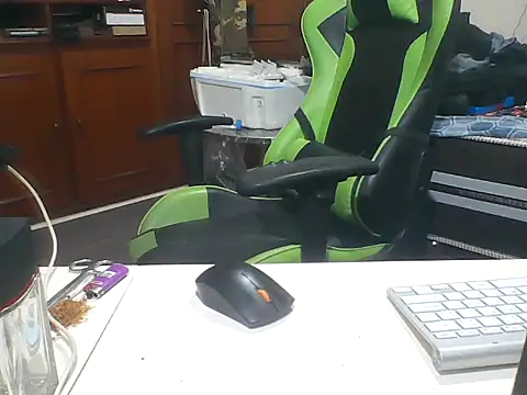 SOLESFETISHBR online show from 11-10-25, 03:49