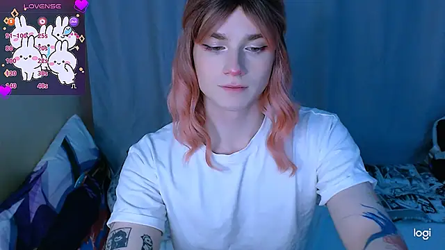 Alice Hells online show from 12-23-24, 08:33