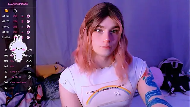 Alice Hells online show from 09-28-25, 04:40