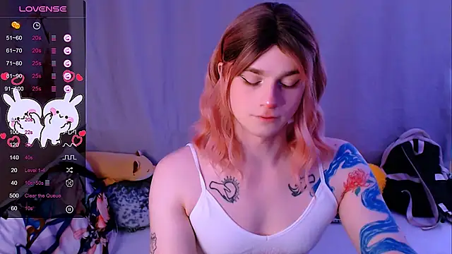 Alice Hells online show from 09-29-25, 05:12