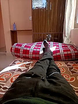 Snapshot of RRahullove69 chatting on 12-02-25, 07:47 RRahullove69 online show from 12-02-25, 07:47