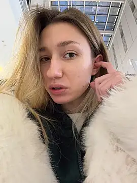 Snapshot of Lia__Love chatting on 01-12-26, 01:38 Lia Love online show from 01-12-26, 01:38