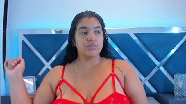 Tiffanymiller00 online show from 07-15-26, 03:50