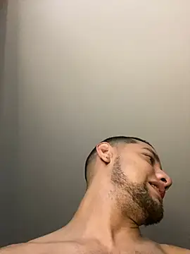 Snapshot of MrSoulMommy chatting on 12-20-24, 07:01 MrSoulMommy online show from 12-20-24, 07:01