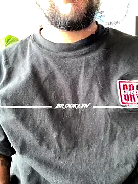 Snapshot of MrSoulMommy chatting on 10-28-25, 03:36 MrSoulMommy online show from 10-28-25, 03:36