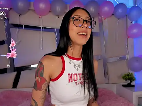 Mis  lola online show from 11-11-25, 09:15