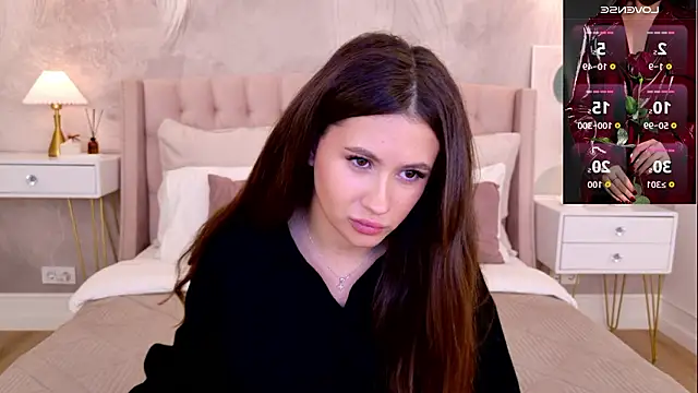 milaleoneli online show from 03-23-26, 02:43