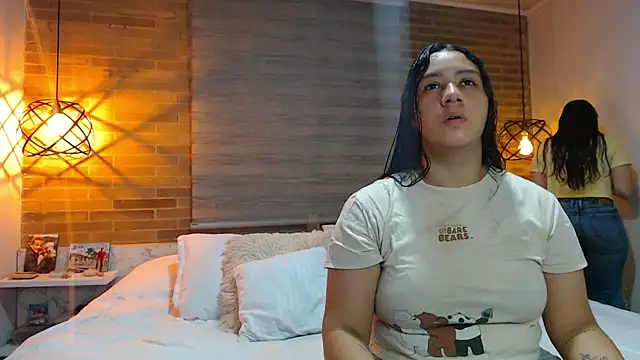 Snapshot of Scarlett_Jazmin chatting on 11-26-25, 09:43 Scarlett Jazmin online show from 11-26-25, 09:43