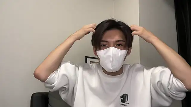 Lio kun online show from 12-05-24, 12:11