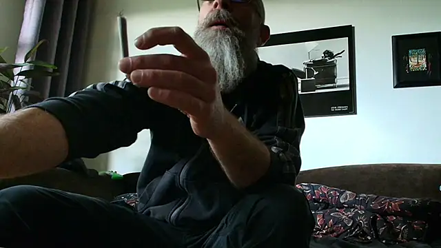 Kingsscepter online show from 04-16-26, 04:08