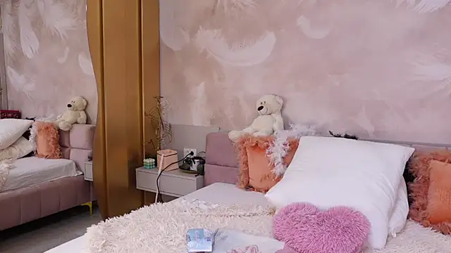 JullyBlair online show from 03-31-26, 04:24