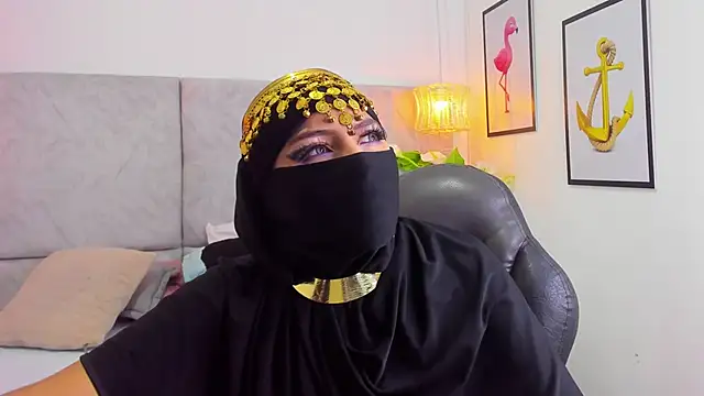 naomiii   online show from 10-21-25, 11:55