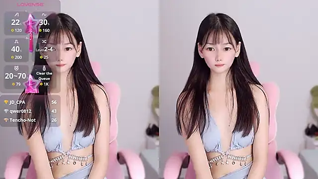 Snapshot of Xiaomi-Angela chatting on 02-21-25, 11:44 Xiaomi-Angela online show from 02-21-25, 11:44