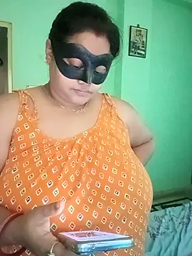 Snapshot of monaa chatting on 05-20-26, 04:29 monaa online show from 05-20-26, 04:29
