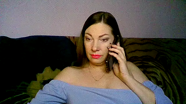 Snapshot of maritanna chatting on 12-10-24, 06:01 maritanna online show from 12-10-24, 06:01