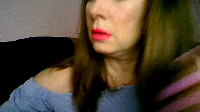 Snapshot of maritanna chatting on 03-17-25, 05:56 maritanna online show from 03-17-25, 05:56