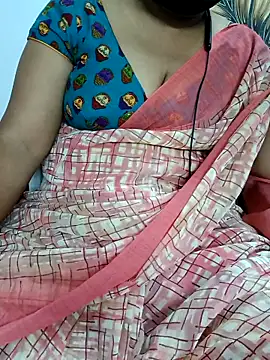 Snapshot of Yours_Radika chatting on 03-02-25, 07:56 Yours Radika online show from 03-02-25, 07:56