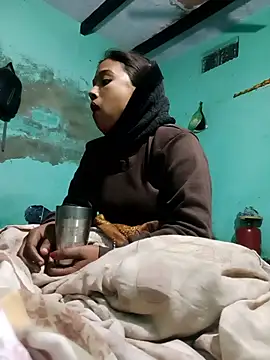 Surajpuja79 online show from 01-15-26, 03:33