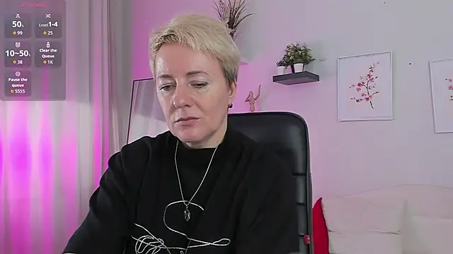 Nika Smit online show from 10-10-25, 10:14