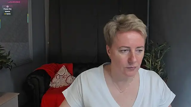 Nika Smit online show from 05-23-26, 05:12
