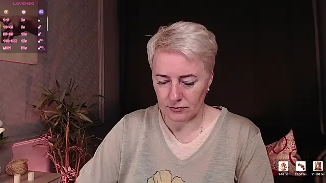 Nika Smit online show from 07-11-26, 04:59