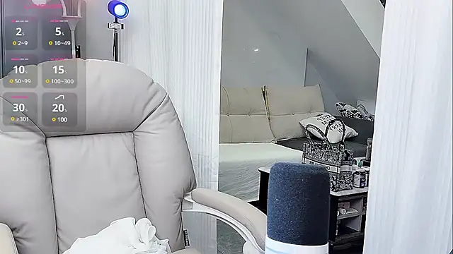 Snapshot of yoyo520- chatting on 03-15-25, 08:54 yoyo520- online show from 03-15-25, 08:54