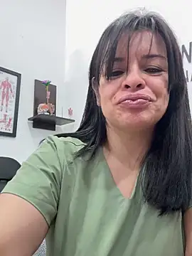 Snapshot of NATHALIA-28_ chatting on 05-20-26, 12:55 NATHALIA-28 online show from 05-20-26, 12:55