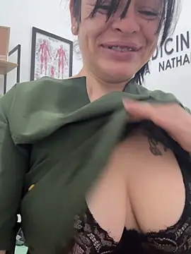 Snapshot of NATHALIA-28_ chatting on 06-10-26, 12:26 NATHALIA-28 online show from 06-10-26, 12:26