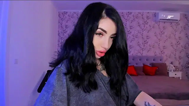 NancyLovee  online show from 06-29-26, 01:44