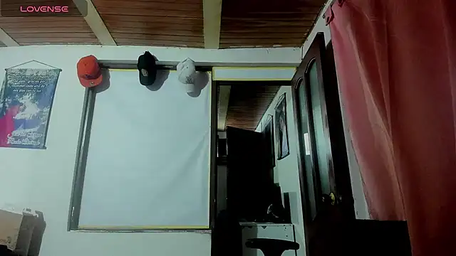 Snapshot of Nenita_Hot_ chatting on 10-09-25, 01:25 Nenita Hot online show from 10-09-25, 01:25