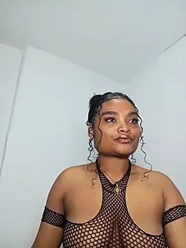 Snapshot of gianna_smith chatting on 02-21-26, 06:14 gianna smith online show from 02-21-26, 06:14