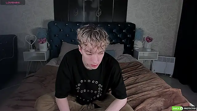 TrevorBenson online show from 12-05-25, 03:04