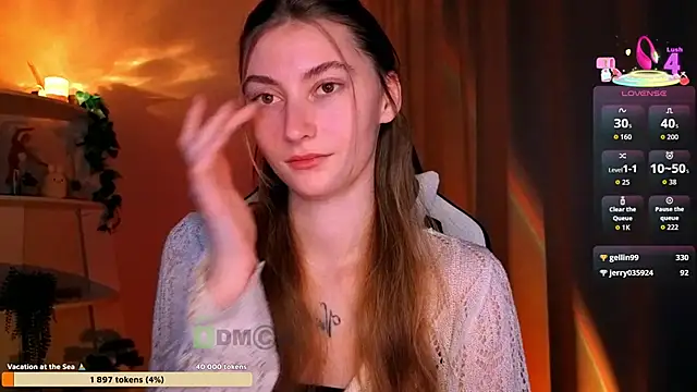 lady curls online show from 04-15-26, 10:21